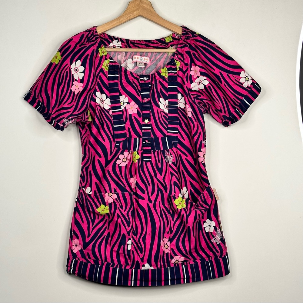 Koi by Kathy Pederson Set of 2 Size XS Scrub Uniform Top Zebra Floral Print - Picture 5 of 9